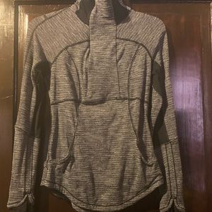 Lululemon workout/run jacket